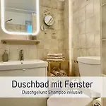 Heimathafen Dieksee - Mit Direktem Seeblick & Balkon Am Dieksee