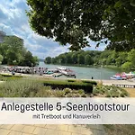 Heimathafen Dieksee - Mit Direktem Seeblick & Balkon Am Dieksee アパート *