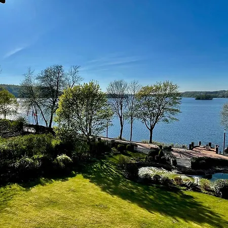 Traumhafte Mit Seeblick Am Dieksee Apartman