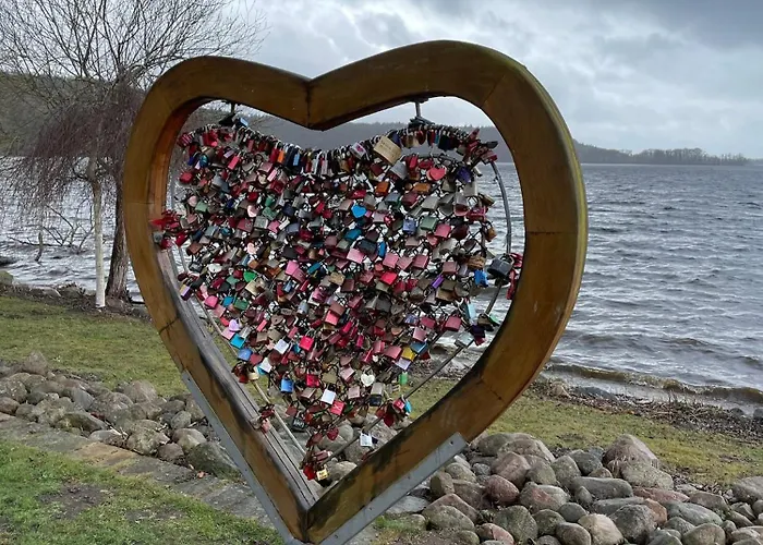 Ruhige Mit Direktem Seeblick & Balkon Am Dieksee Appartamento *
